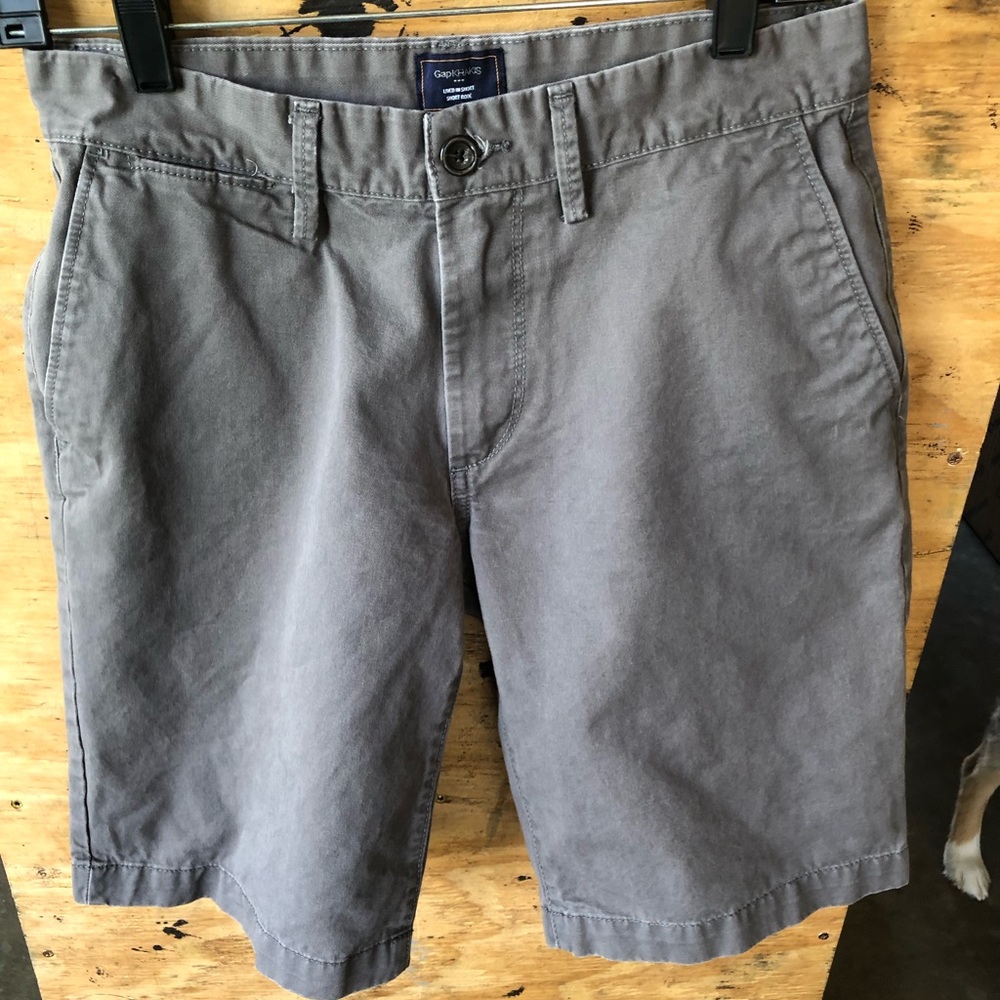 Gap khakis shorts size 29 grey